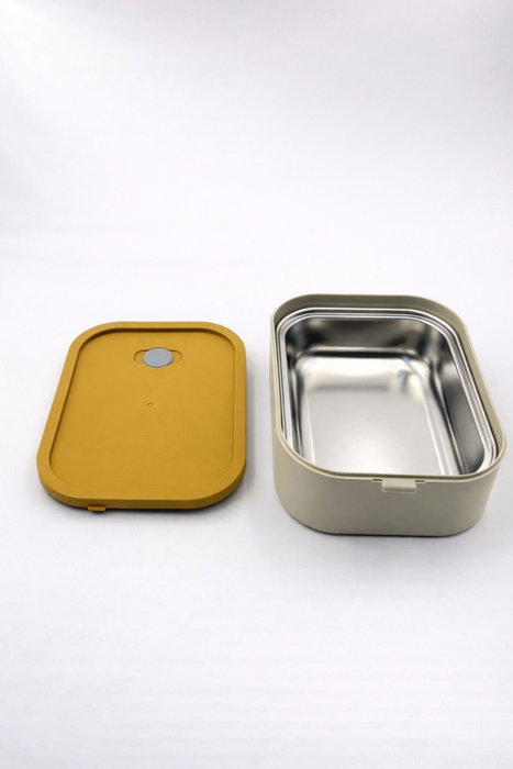 Hermia Caja de almuerzo de acero inoxidable Mostaza 650 ml Hermia Caja de almuerzo de acero inoxidable Mostaza 650 ml
